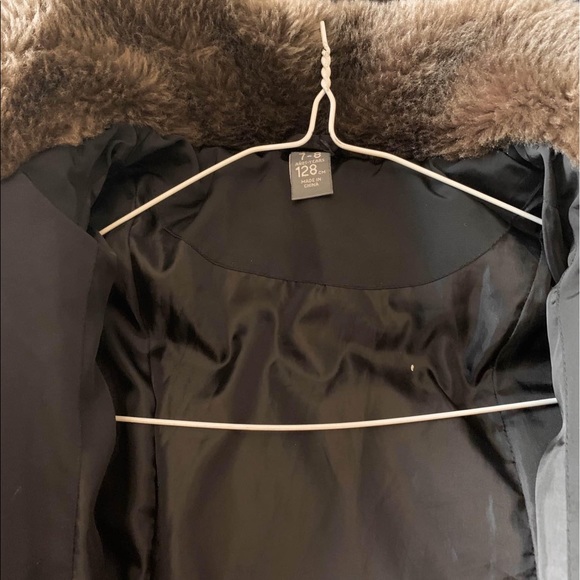 Girls winter coat - Picture 3 of 3